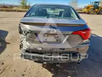 2017 Toyota COROLLA фото