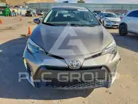 2017 Toyota COROLLA фото