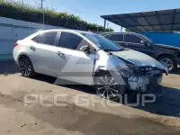 2017 Toyota COROLLA фото