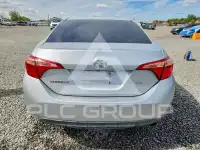 2017 Toyota COROLLA фото