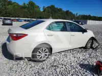 2017 Toyota COROLLA фото
