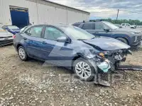 2017 Toyota COROLLA фото
