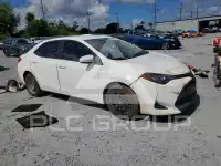 2017 Toyota COROLLA фото