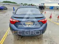 2017 Toyota COROLLA фото