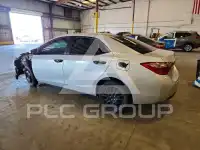 2017 Toyota COROLLA фото