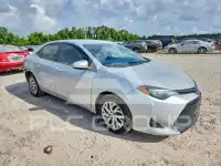 2017 Toyota COROLLA фото