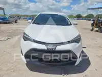 2017 Toyota COROLLA фото