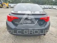 2017 Toyota COROLLA фото