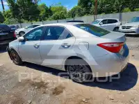 2017 Toyota COROLLA фото