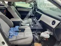 2017 Toyota COROLLA фото