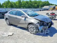 2017 Toyota COROLLA фото