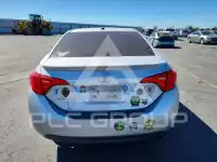 2017 Toyota COROLLA фото