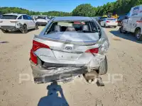 2017 Toyota COROLLA фото