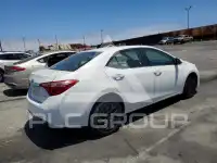 2017 Toyota COROLLA фото