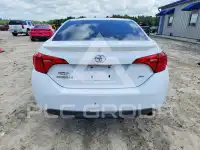 2017 Toyota COROLLA фото