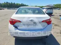 2017 Toyota COROLLA фото