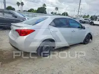 2017 Toyota COROLLA фото