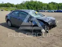 2017 Toyota COROLLA фото