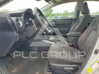 2017 Toyota COROLLA фото