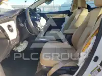 2017 Toyota COROLLA фото
