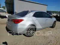 2017 Toyota COROLLA фото