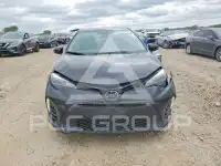 2017 Toyota COROLLA фото