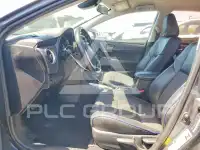 2017 Toyota COROLLA фото