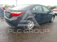 2017 Toyota COROLLA фото