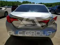 2017 Toyota COROLLA фото