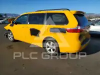 2017 Toyota SIENNA фото