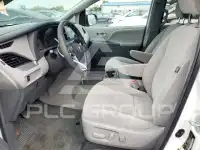 2017 Toyota SIENNA фото