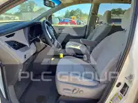 2017 Toyota SIENNA фото