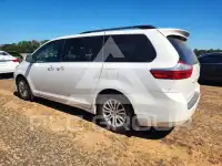 2017 Toyota SIENNA фото