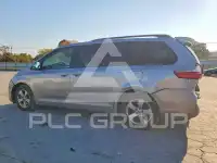 2017 Toyota SIENNA фото