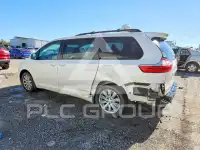 2017 Toyota SIENNA фото