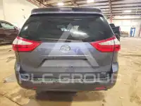 2017 Toyota SIENNA фото