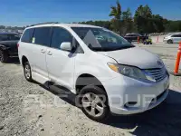 2017 Toyota SIENNA фото