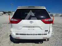 2017 Toyota SIENNA фото