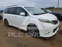 2017 Toyota SIENNA photo