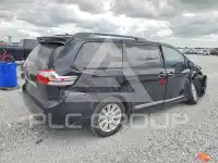 2017 Toyota SIENNA photo