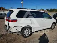 2017 Toyota SIENNA фото