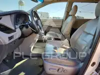 2017 Toyota SIENNA фото