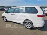 2017 Toyota SIENNA photo