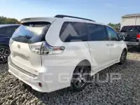 2017 Toyota SIENNA фото