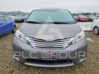 2017 Toyota SIENNA фото