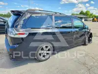 2017 Toyota SIENNA фото