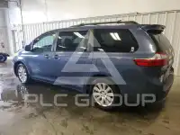 2017 Toyota SIENNA фото