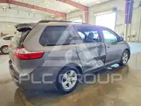 2017 Toyota SIENNA фото