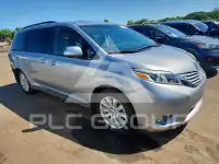 2017 Toyota SIENNA photo