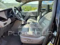 2017 Toyota SIENNA фото